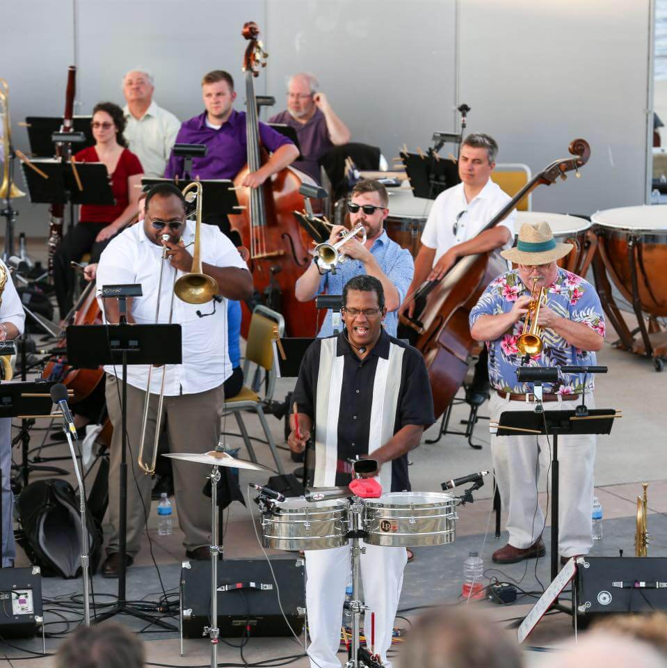 group photo of orquestra alto maiz